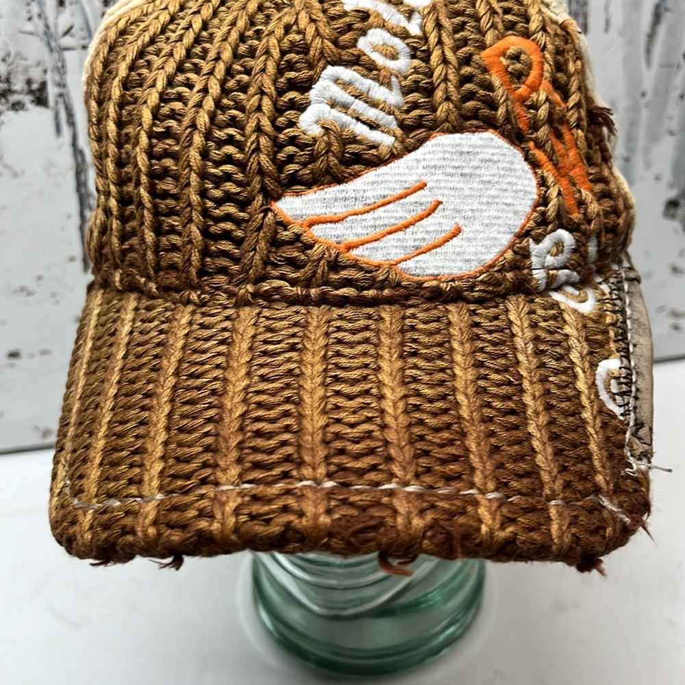 True Religion Strap Back - Picture 6 of 11